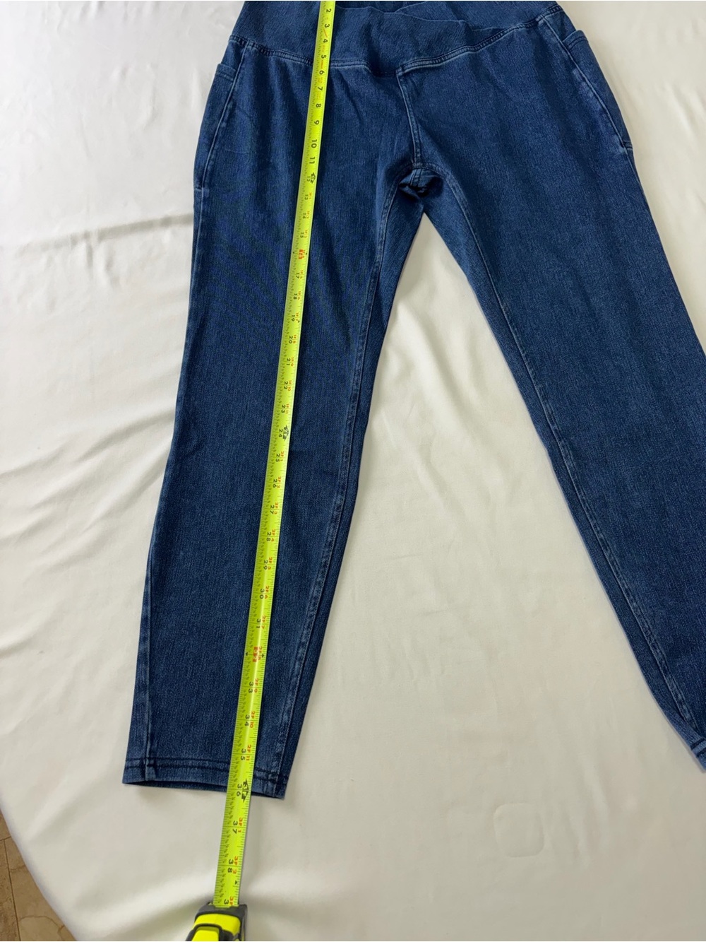 HALARA Women's Straight Leg Jeans in Dark Blue - Picture 3 of 11